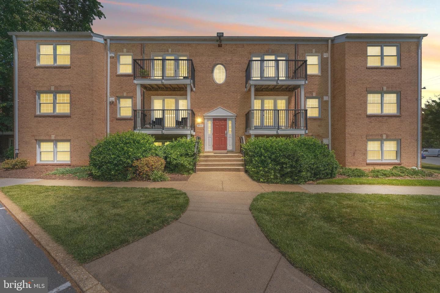 9485 Fairfax Boulevard #303
