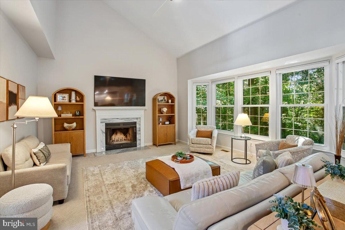 9802 Cresence Way photo 7