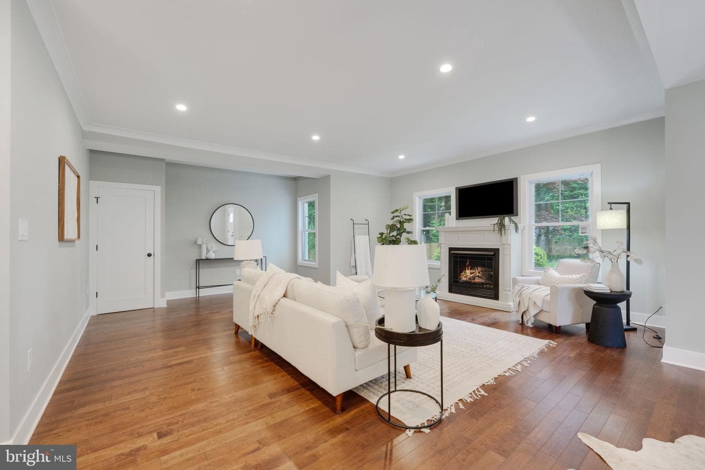 10811 Scott Drive photo 21