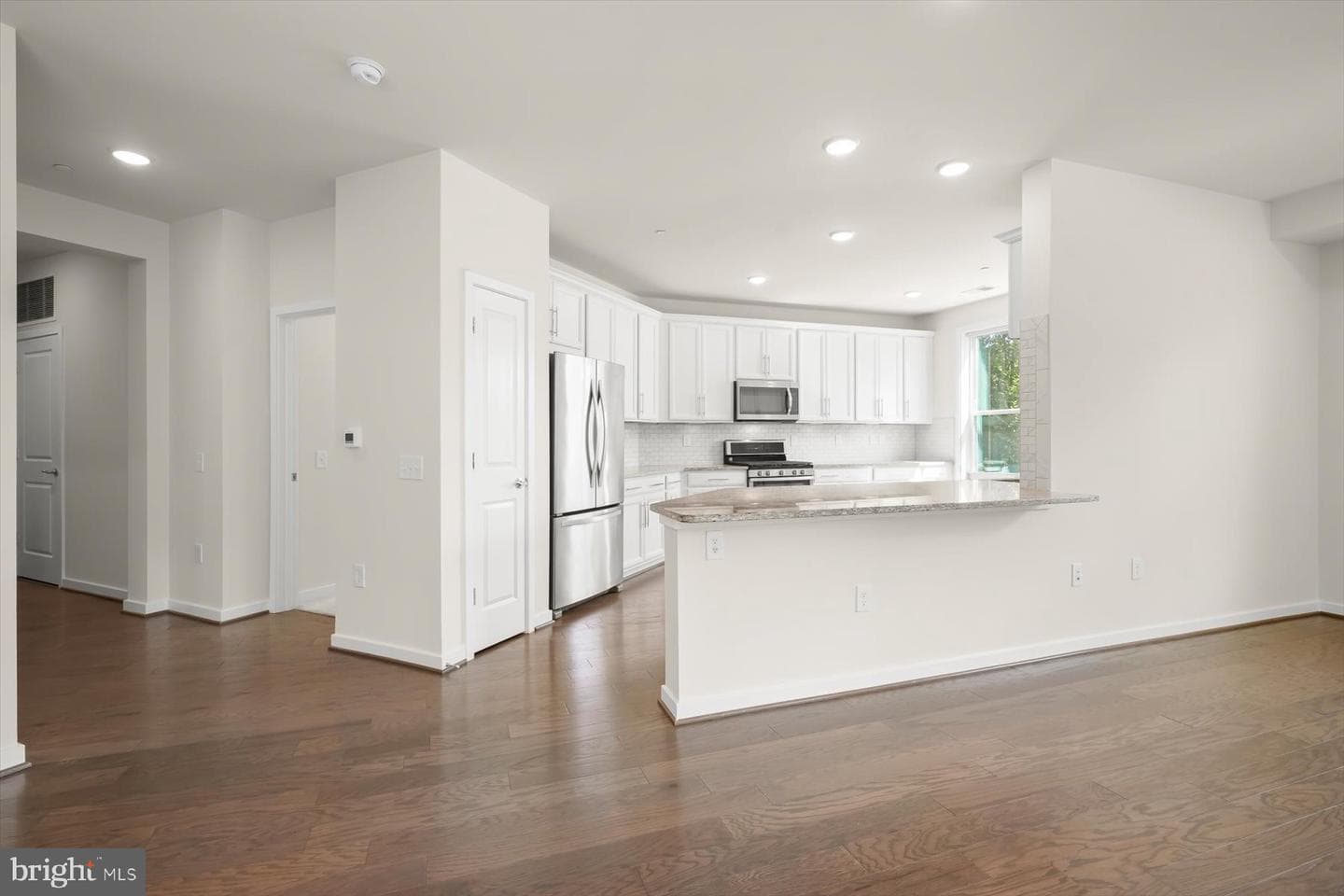 3985 Norton Place #101 photo 14