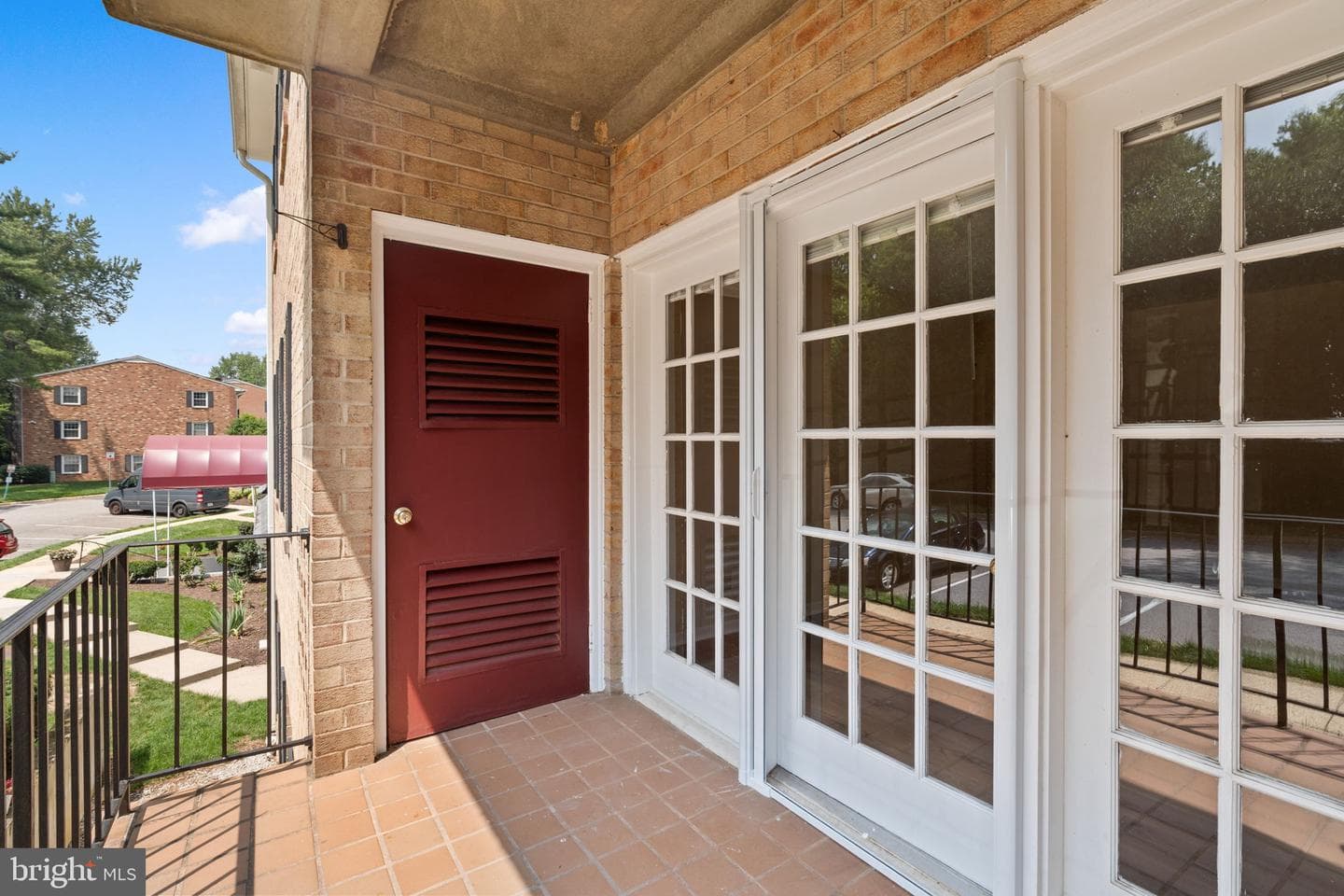 3901 Lyndhurst Dr # 201 photo 17