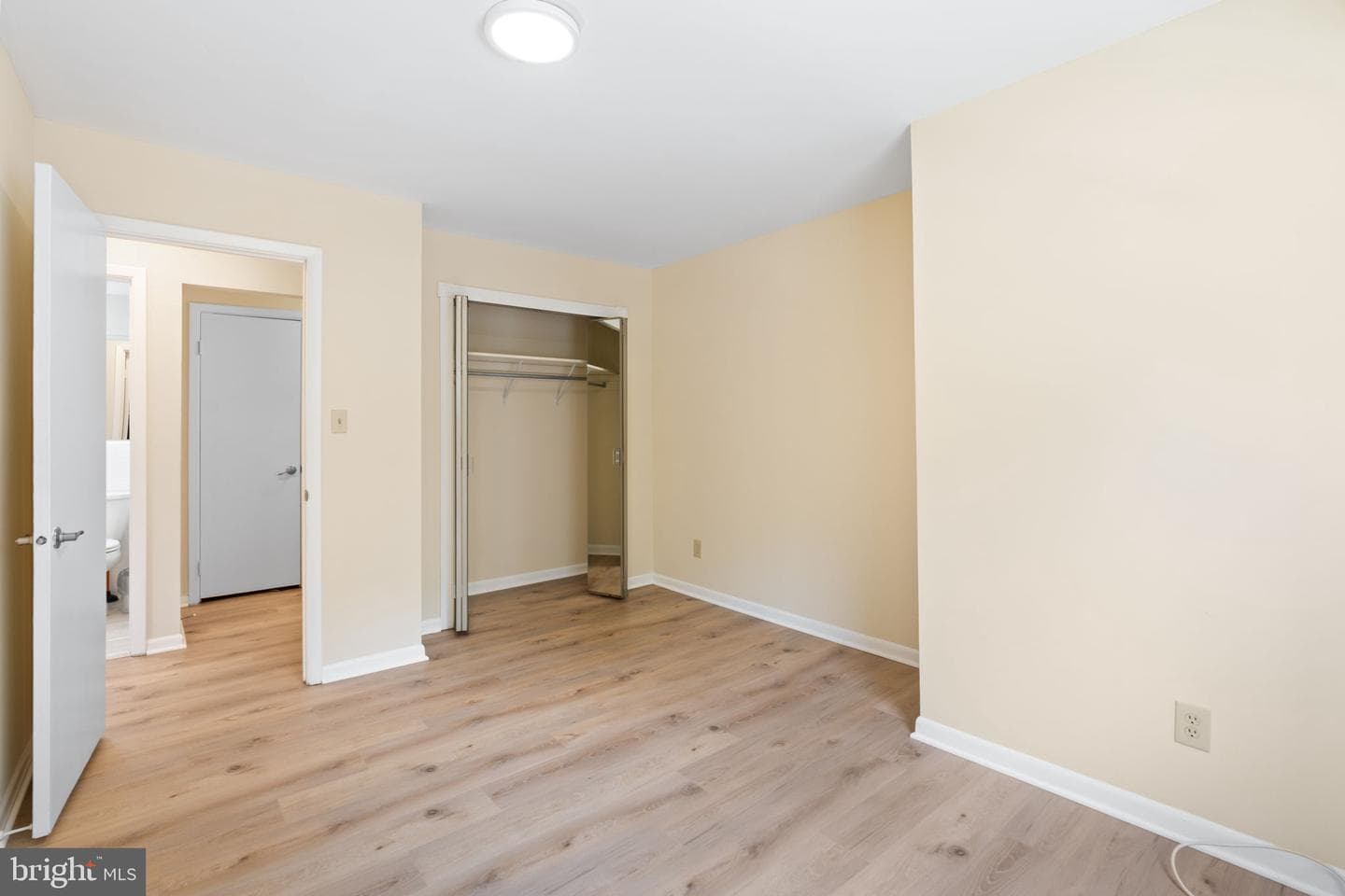 3901 Lyndhurst Dr # 201 photo 22