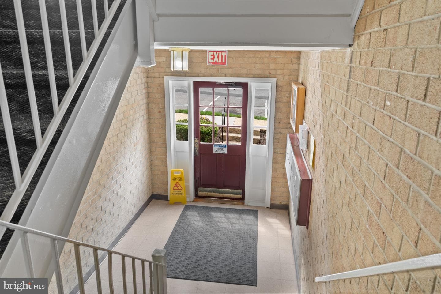 3901 Lyndhurst Dr # 201 photo 5