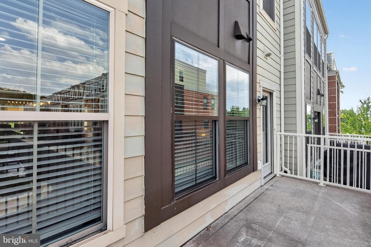 3957 Oak Street photo 15