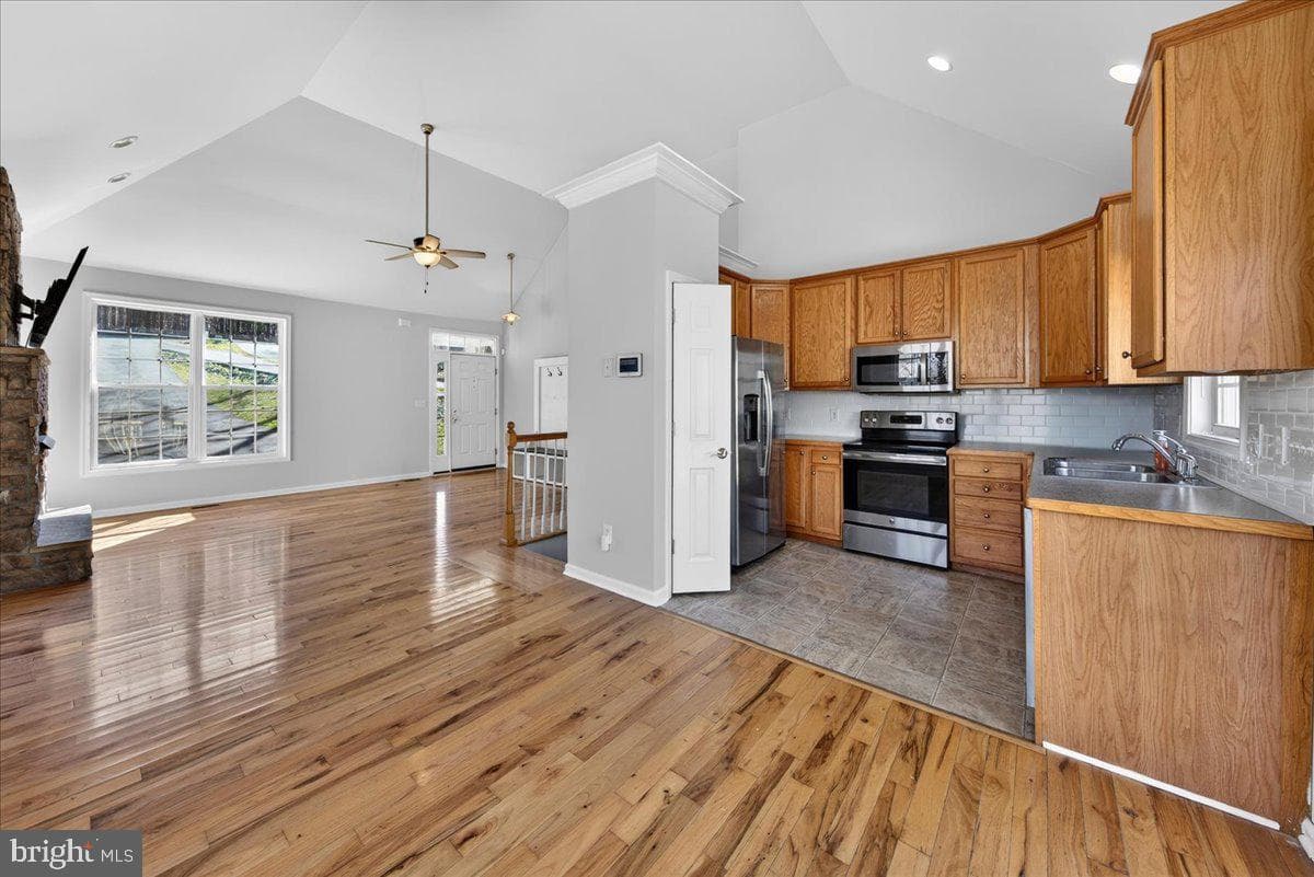 18 Chickasaw Place photo 4