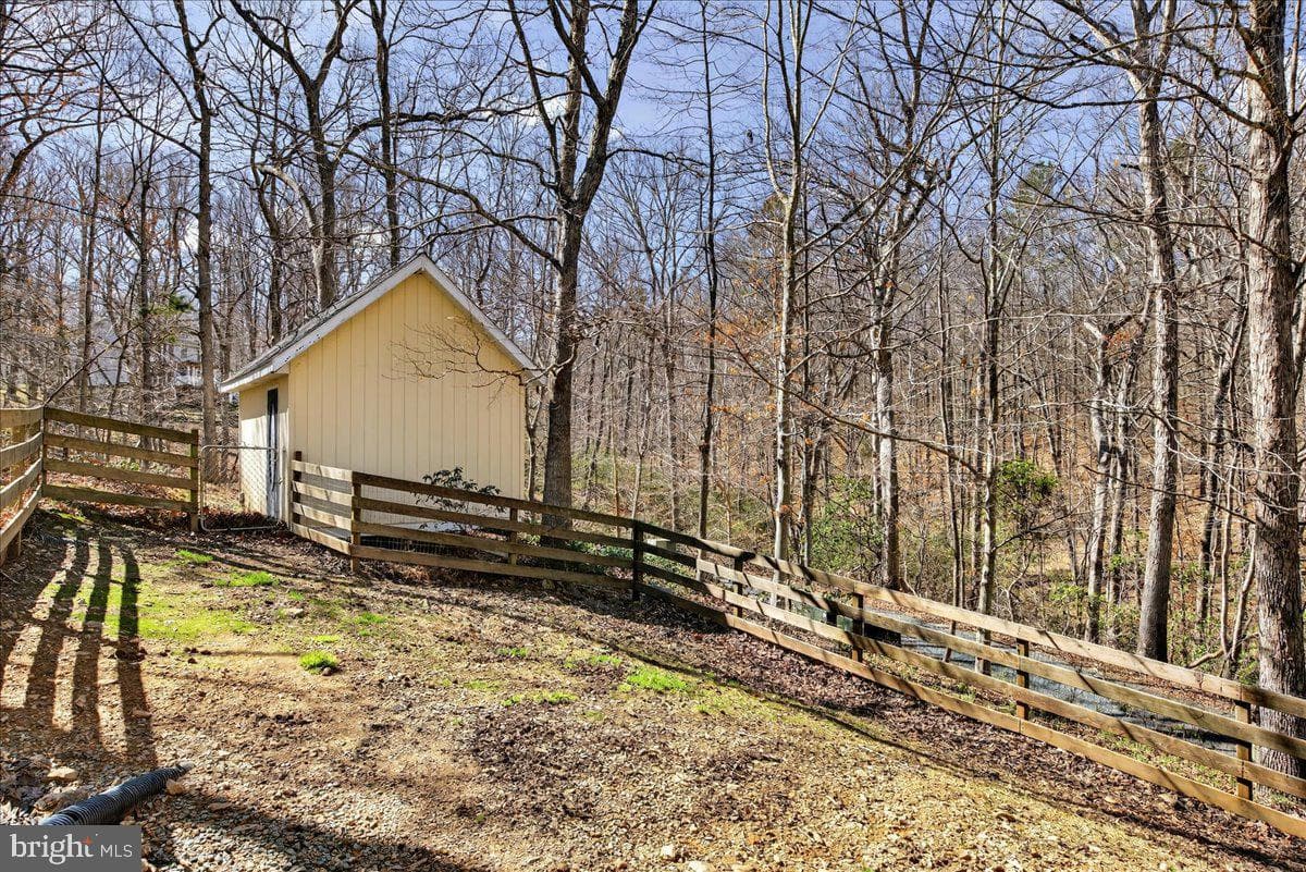 18 Chickasaw Place photo 60