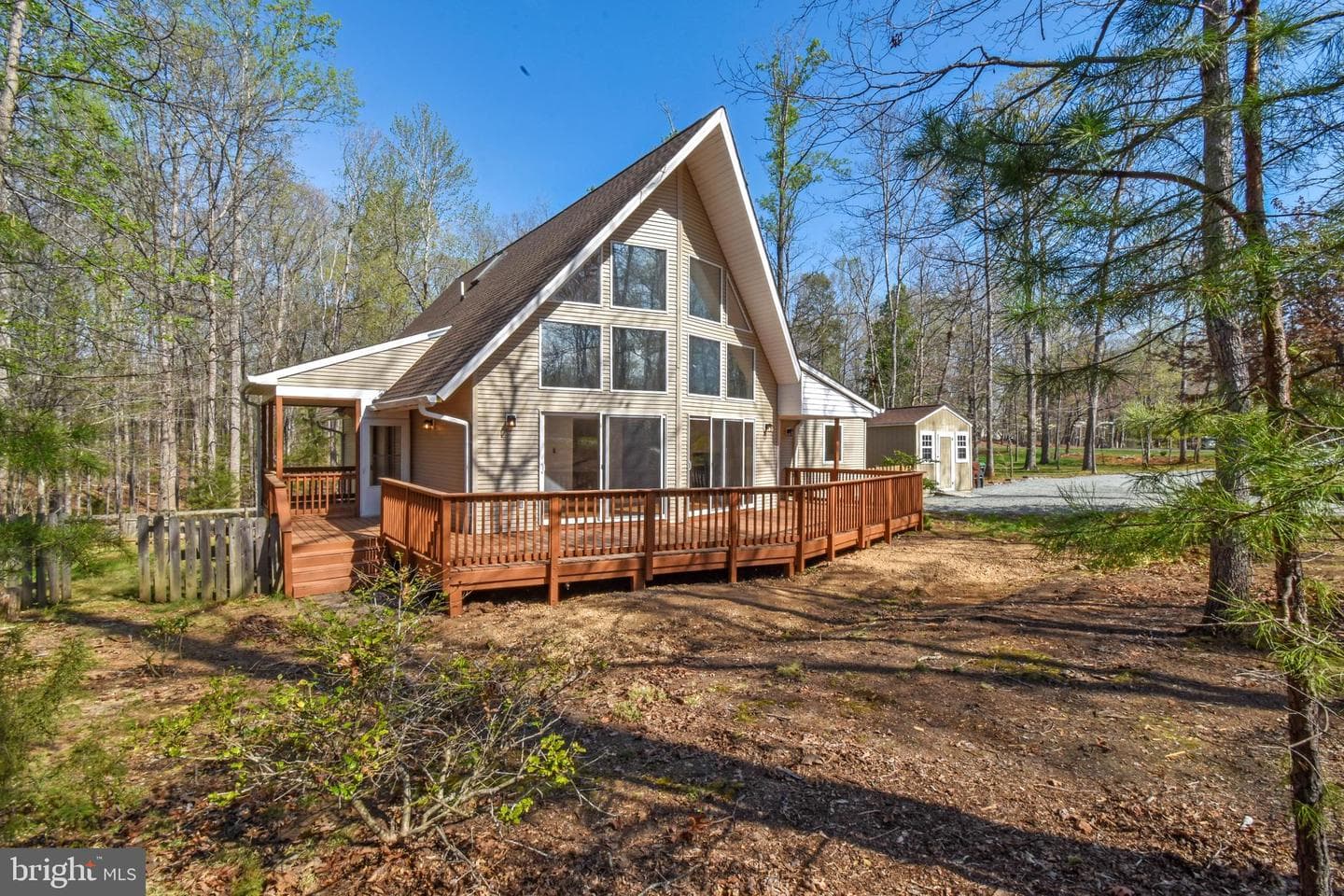 17 Bridlewood Dr photo 2