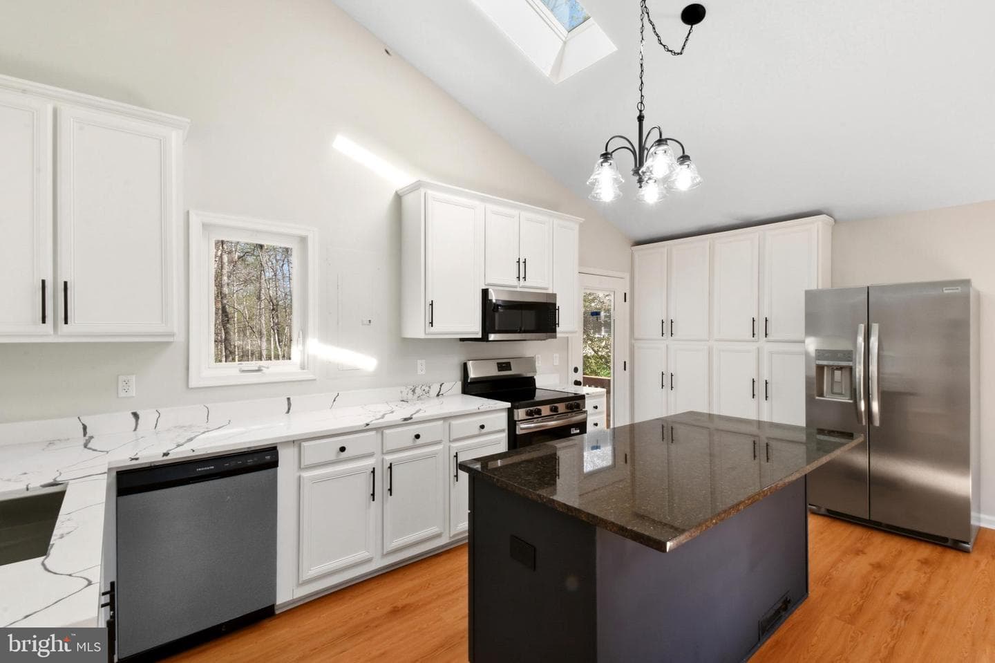 17 Bridlewood Dr photo 4