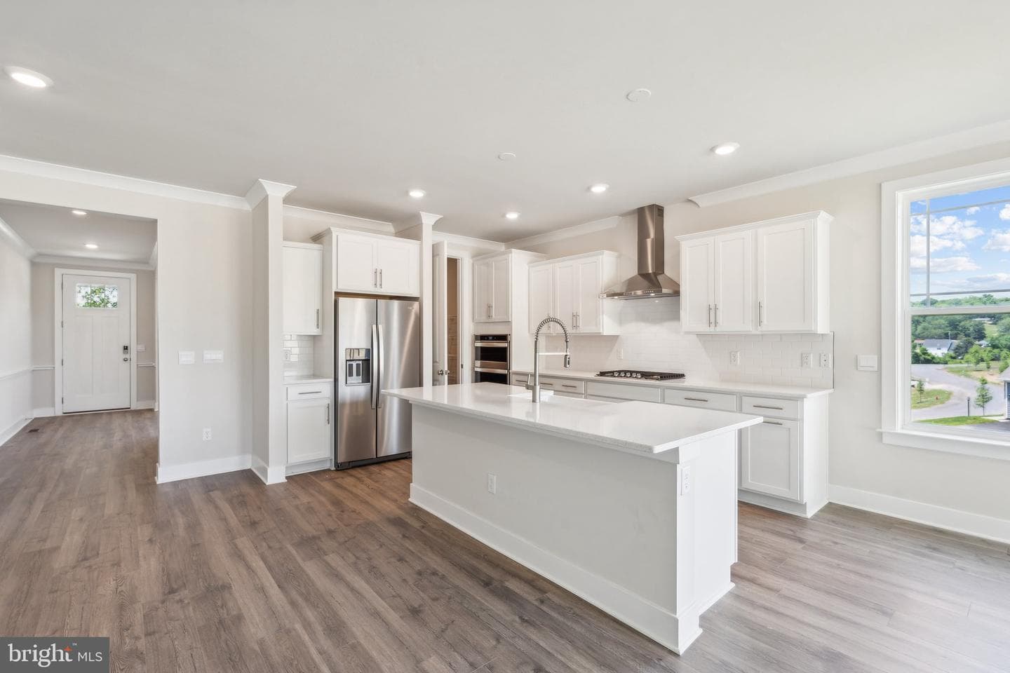 9130 Kingston Road photo 4