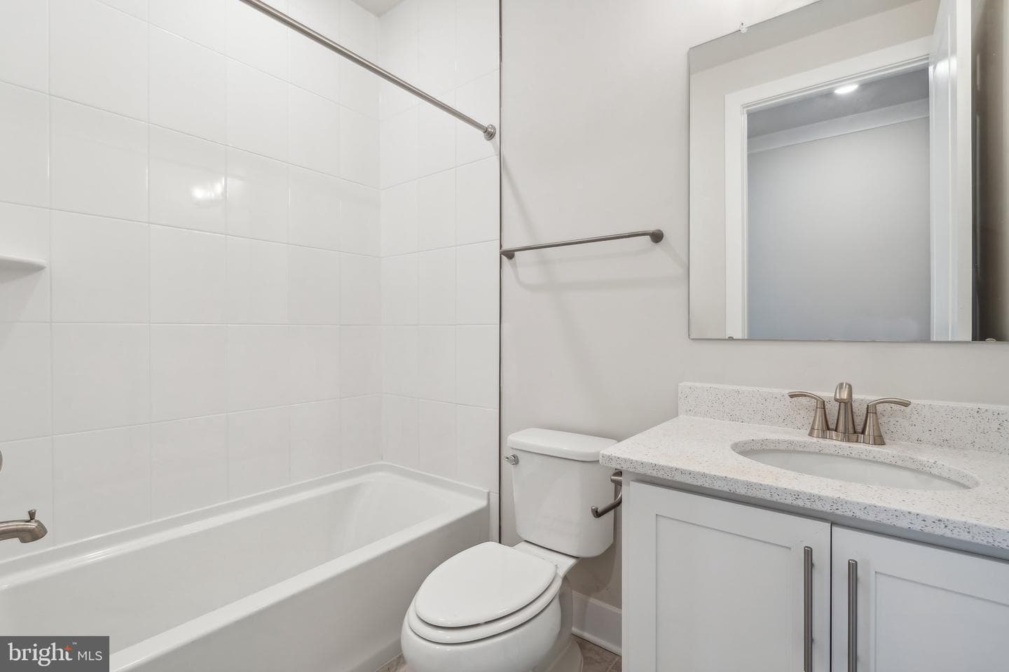 9130 Kingston Road photo 9