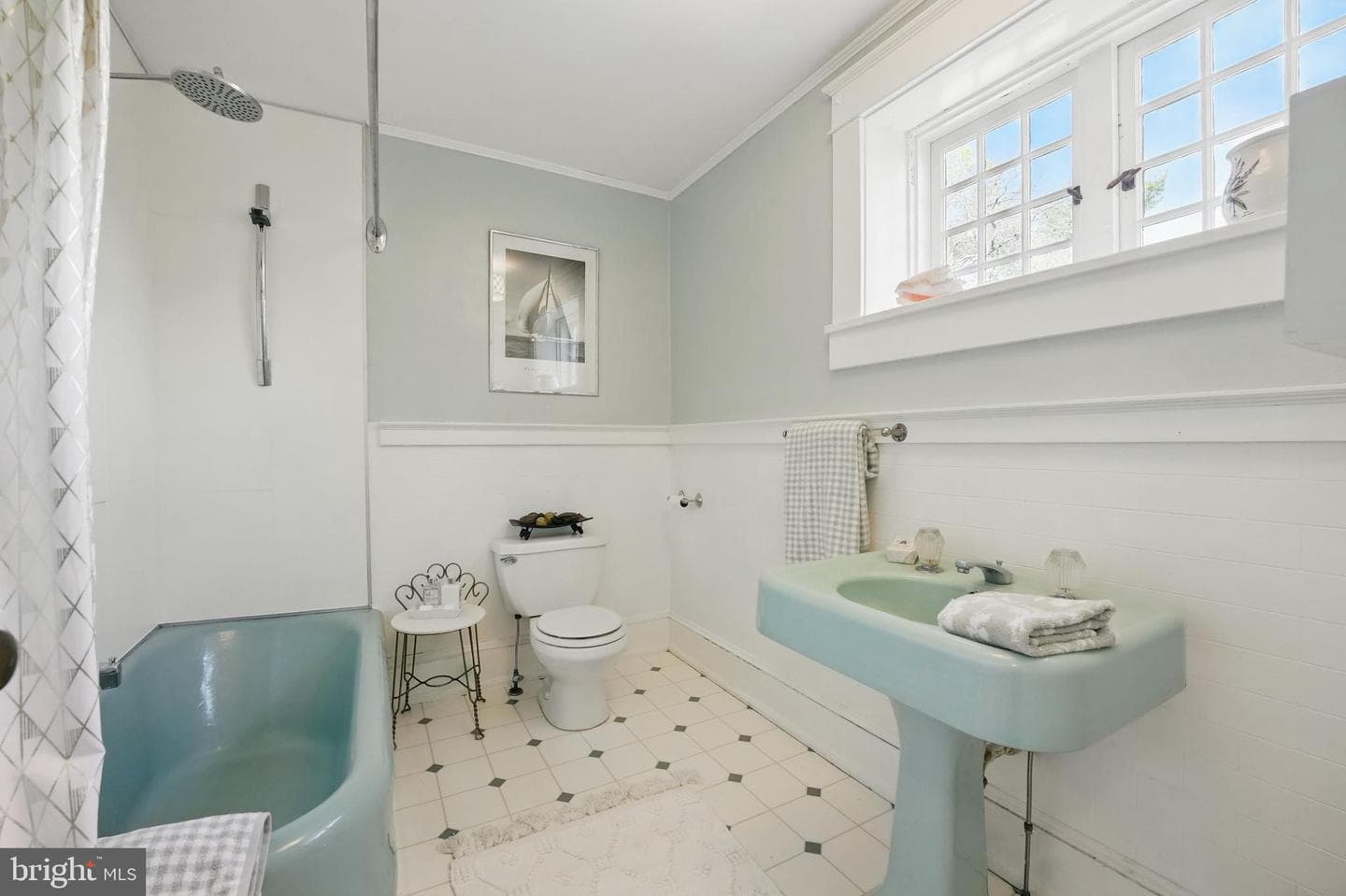 507 Winchester Street photo 38