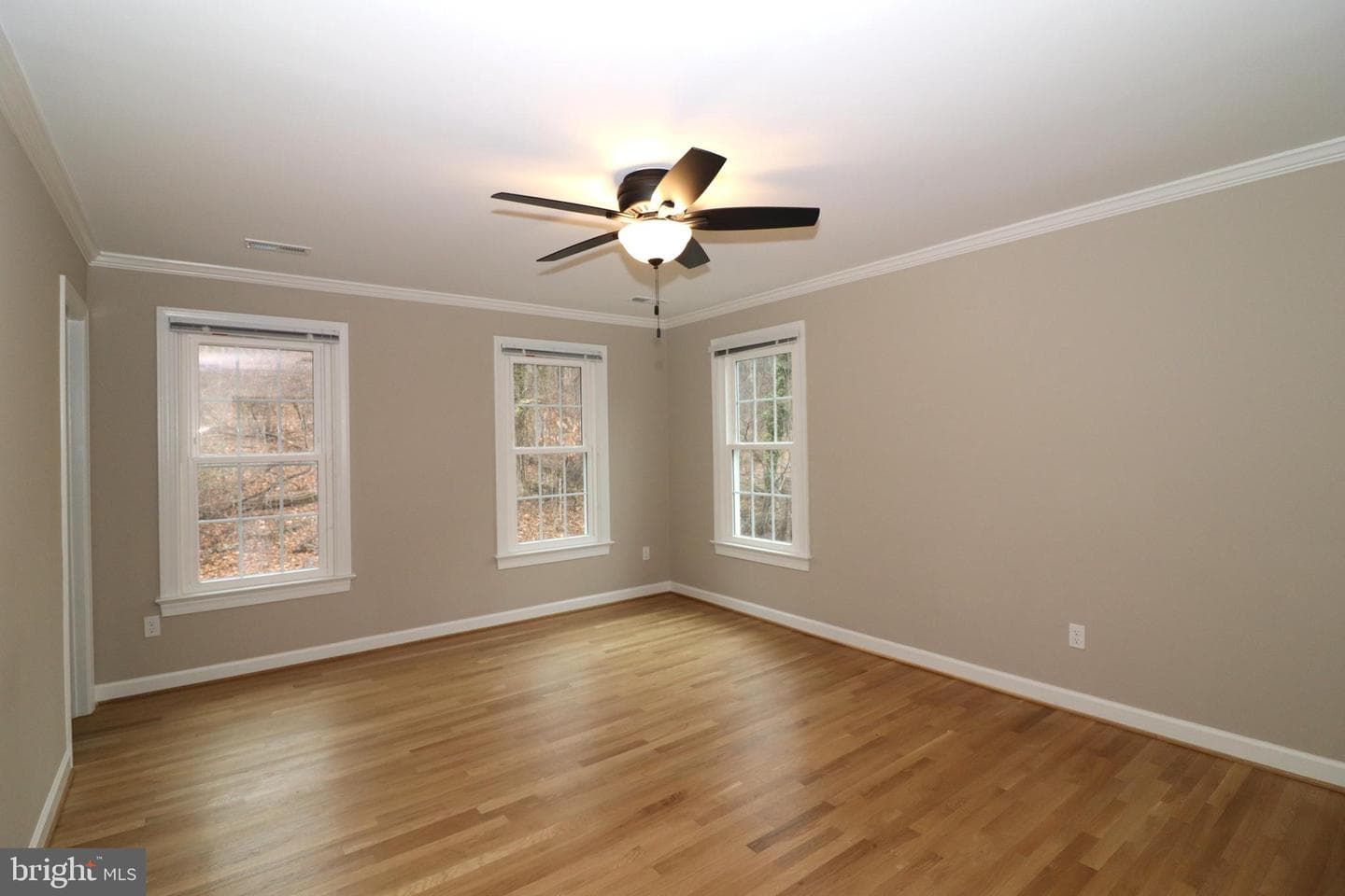 6885 Walnut Heights Drive photo 26