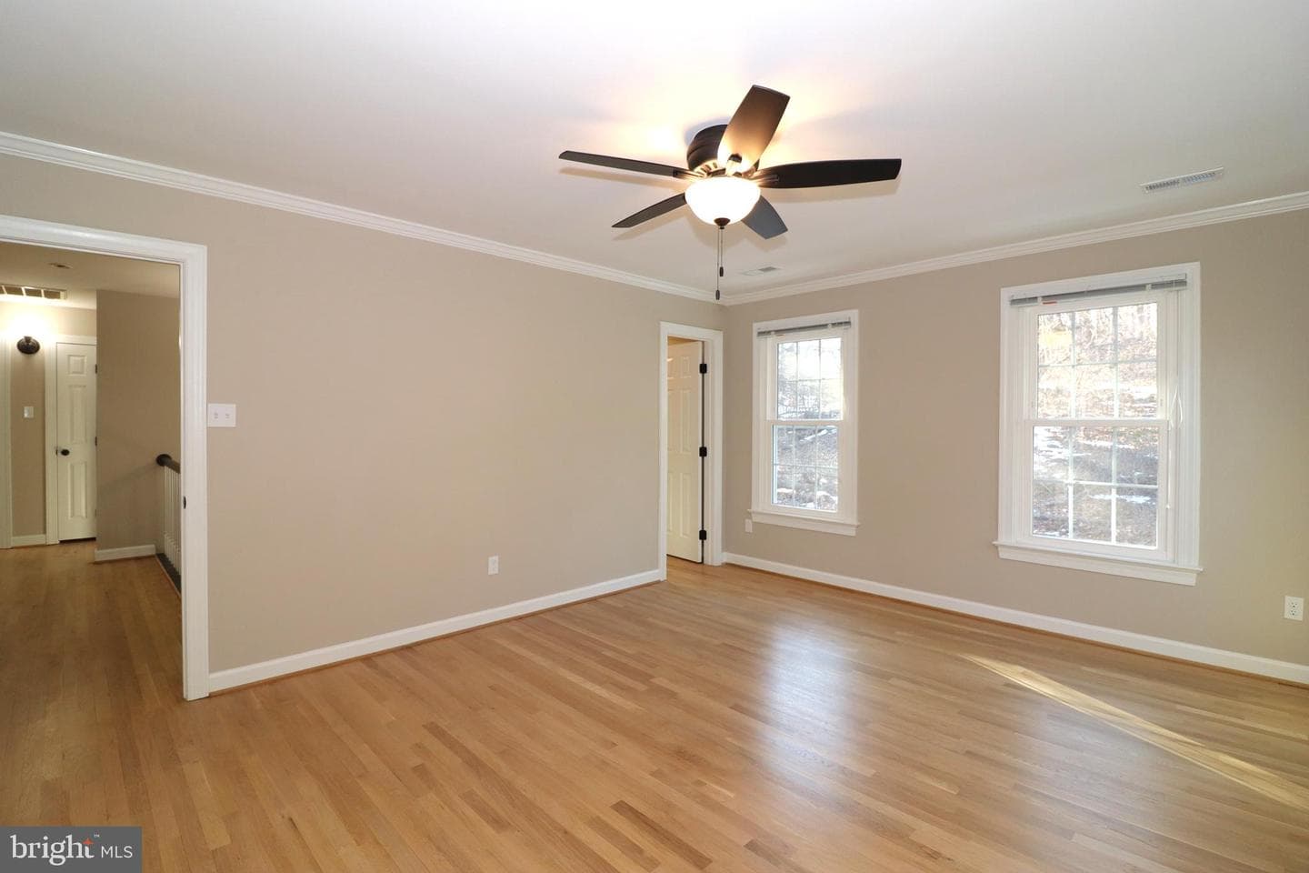 6885 Walnut Heights Drive photo 27