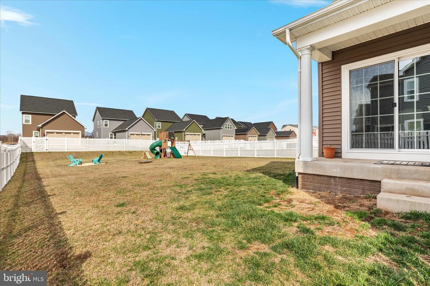 4101 Clarke Street photo 44