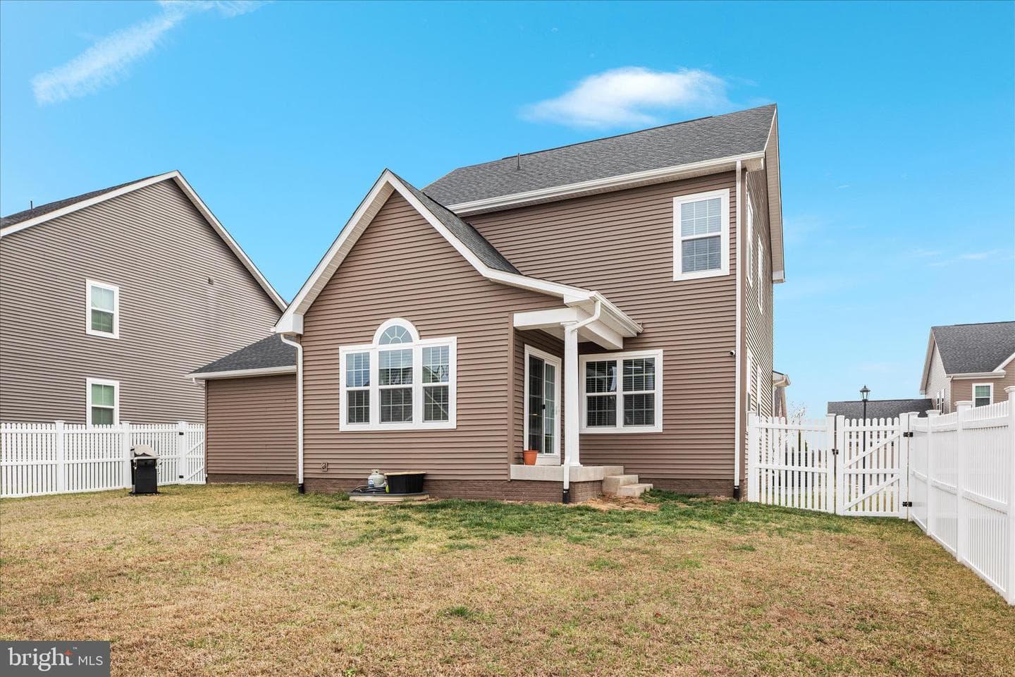 4101 Clarke Street photo 53