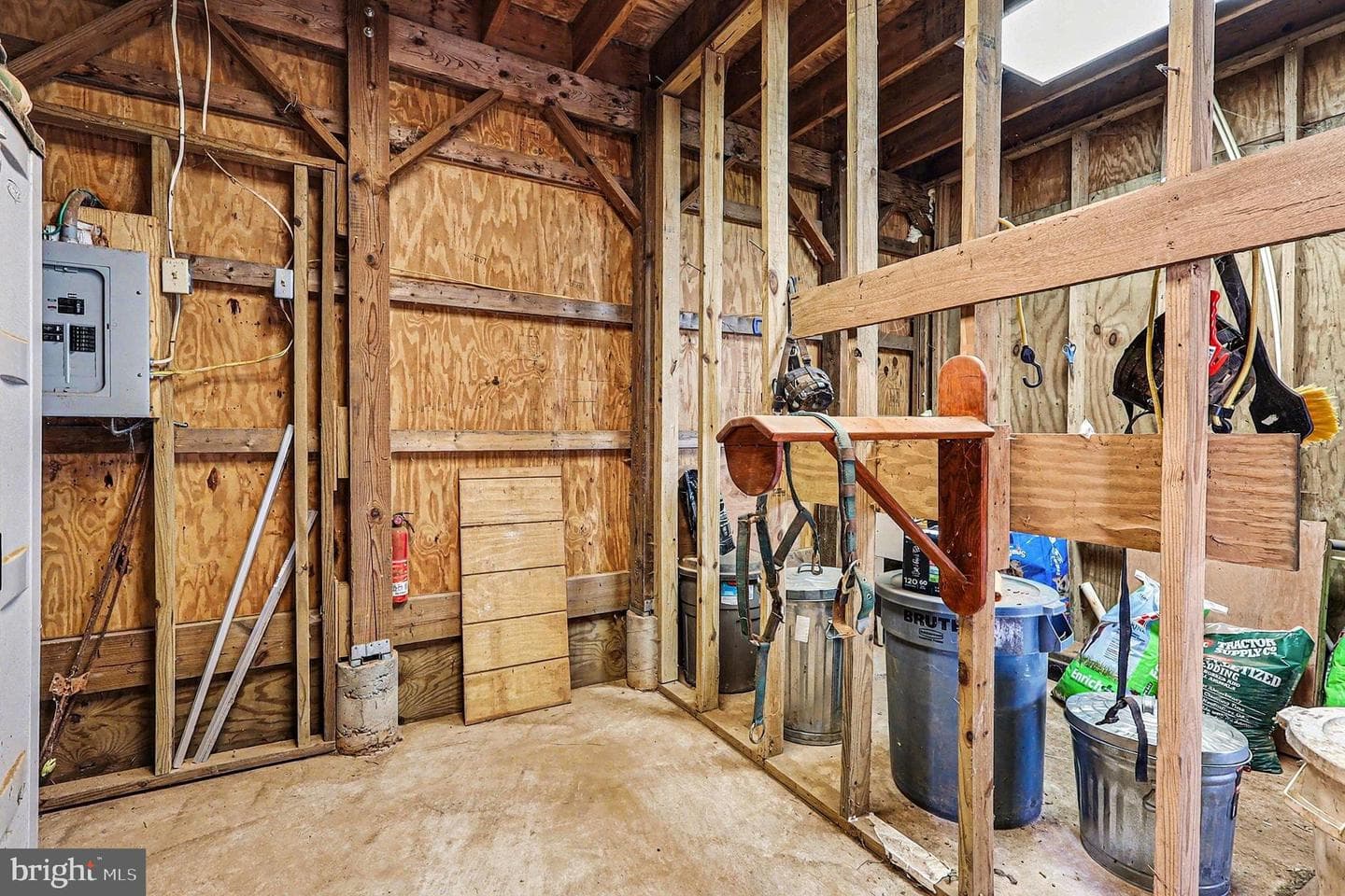 8318 Diamond Hill Road photo 57