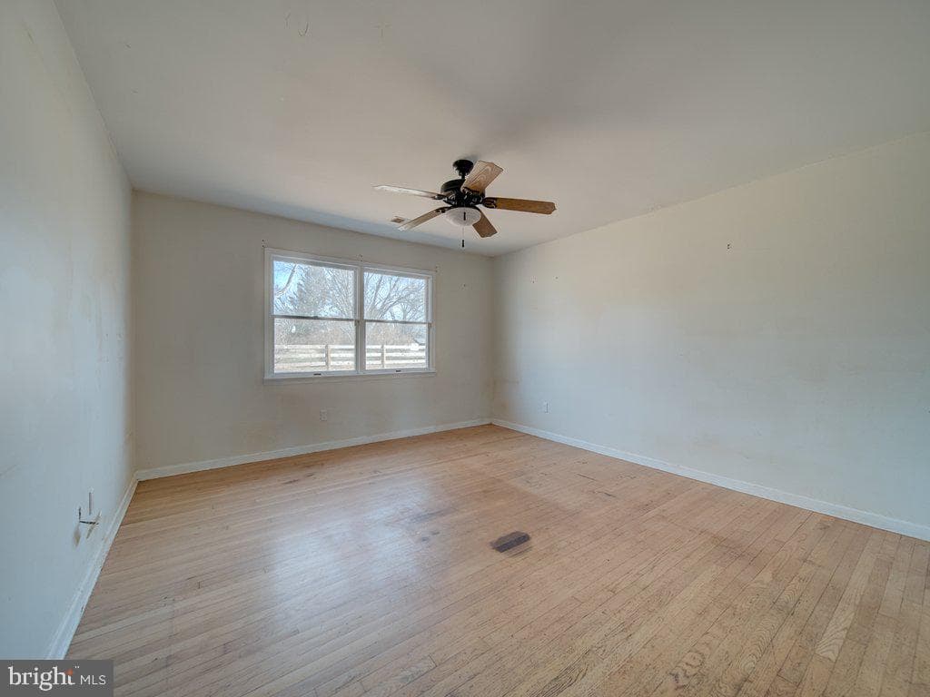 7218 Airlie Road photo 10