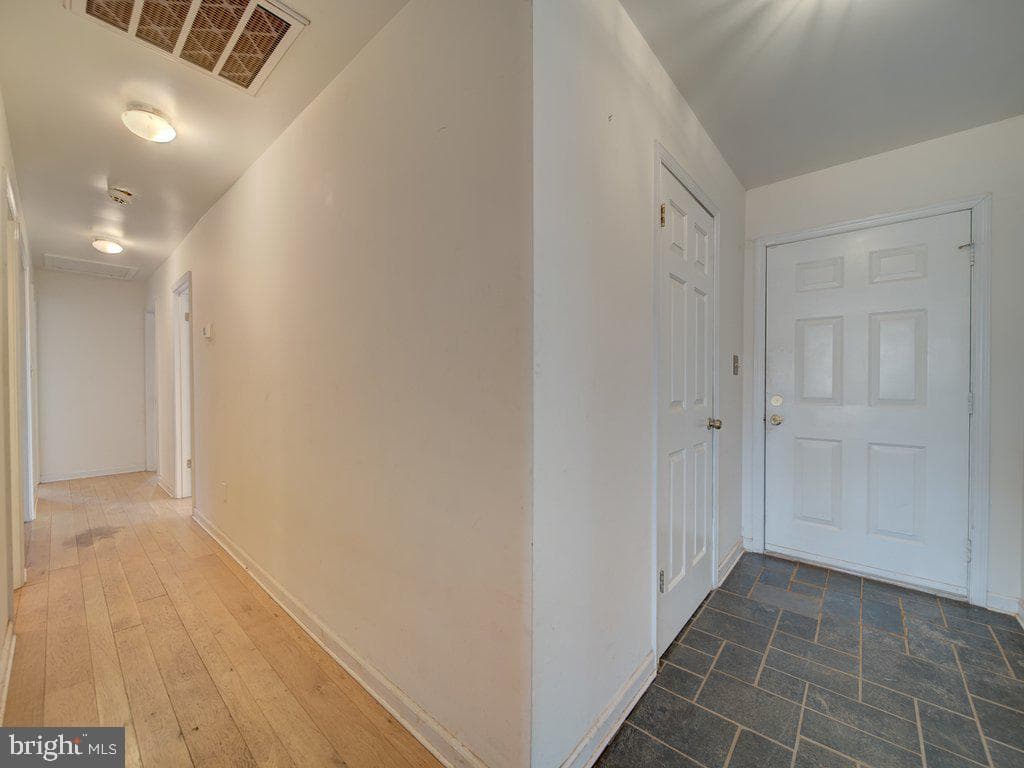 7218 Airlie Road photo 24