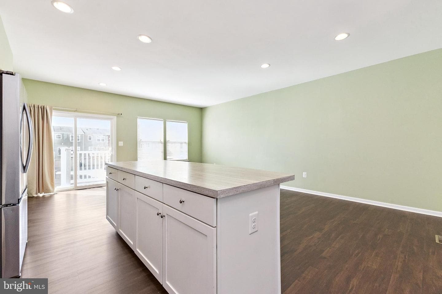 6530 Lafayette Avenue photo 4