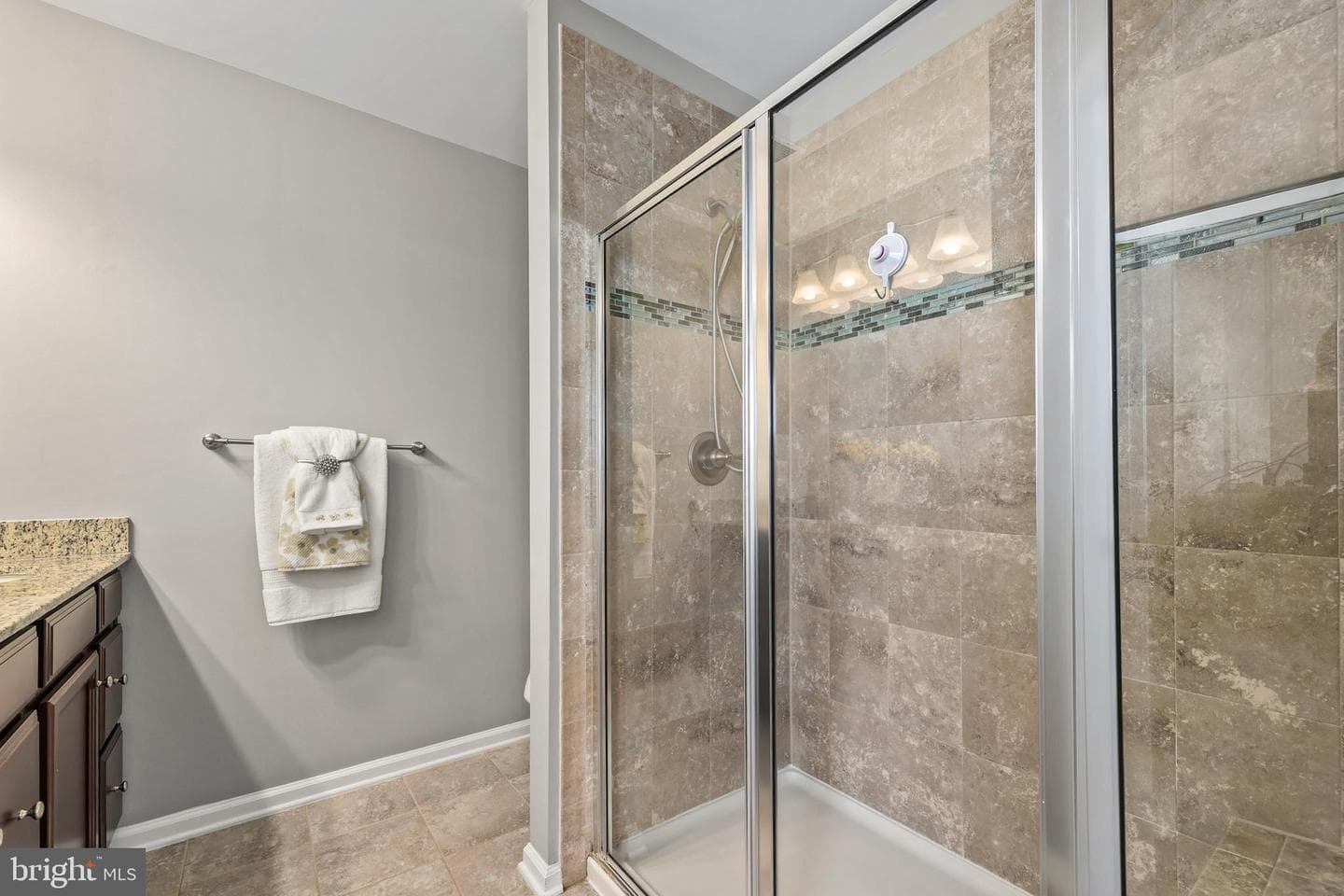 5521 Hale Street photo 24
