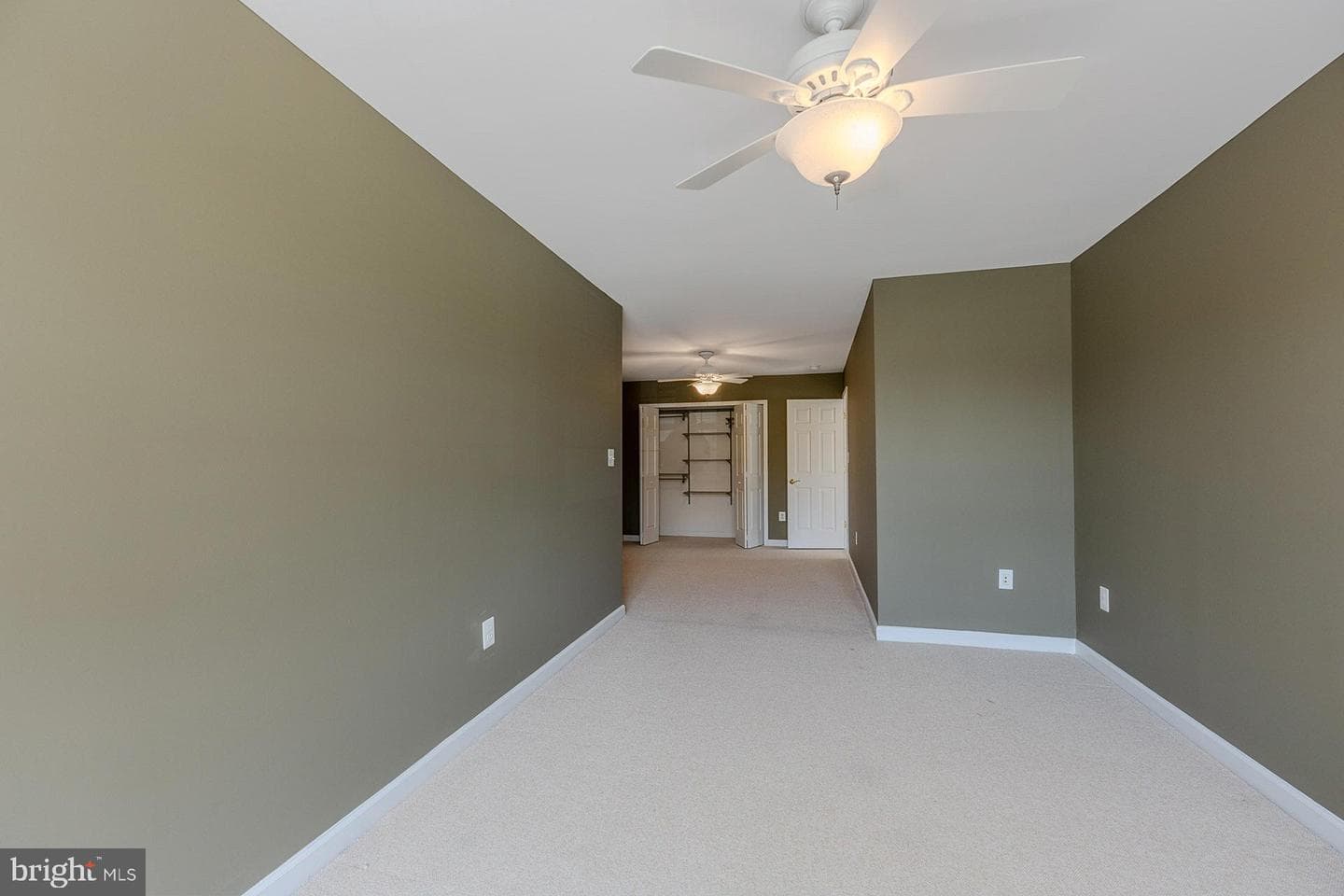 230 W Ridge Court photo 28