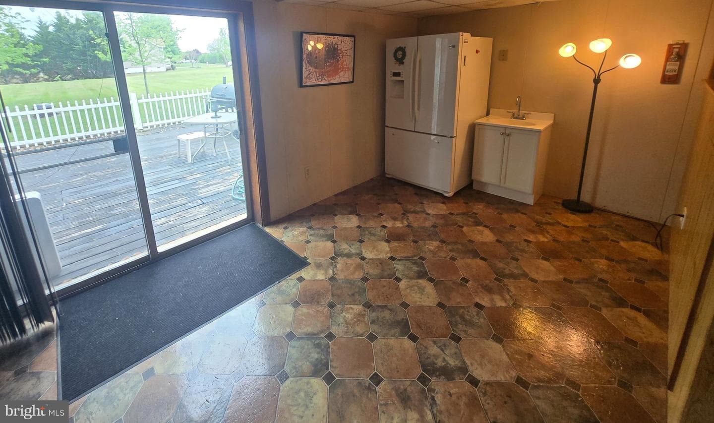 6918 Maplewood Drive photo 18