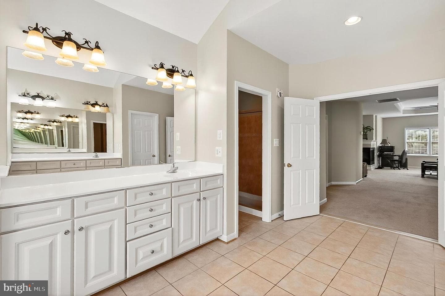 5548 Eiseley Court photo 46