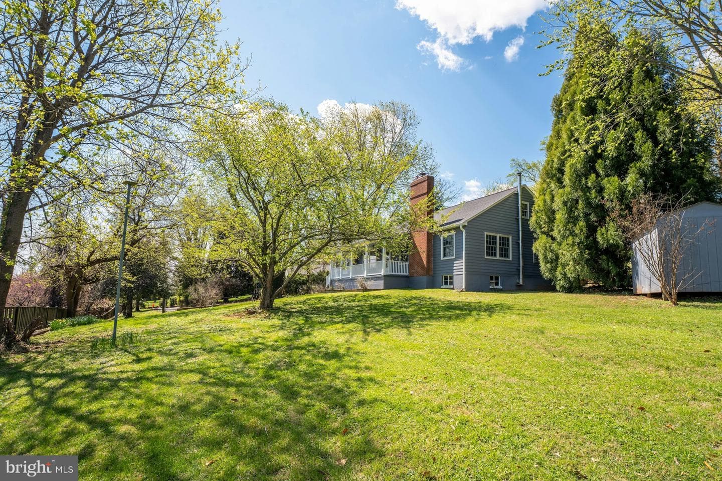 221 Mockingbird Lane photo 41