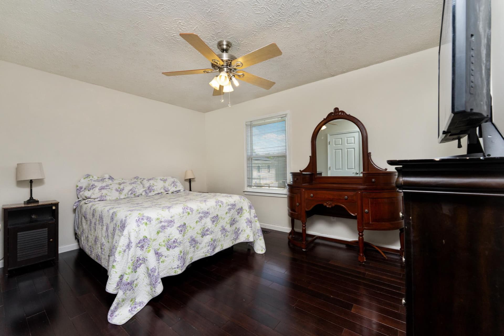 10844 Blake Lane photo 7