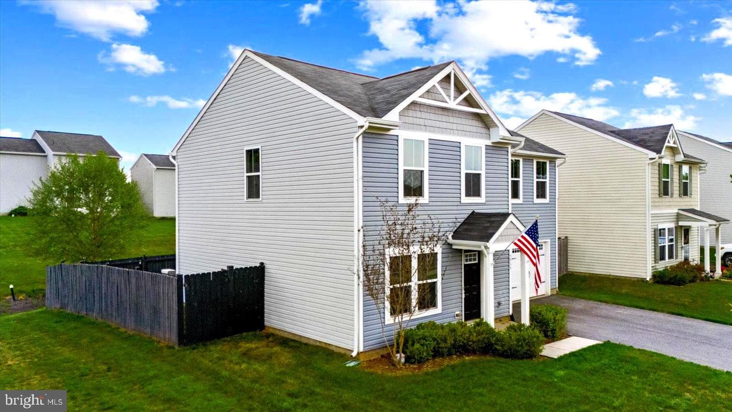 5035 Godwins Landing Drive photo 3