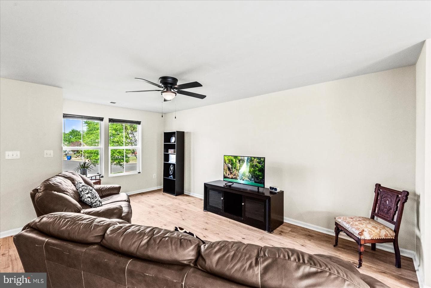 5035 Godwins Landing Drive photo 6
