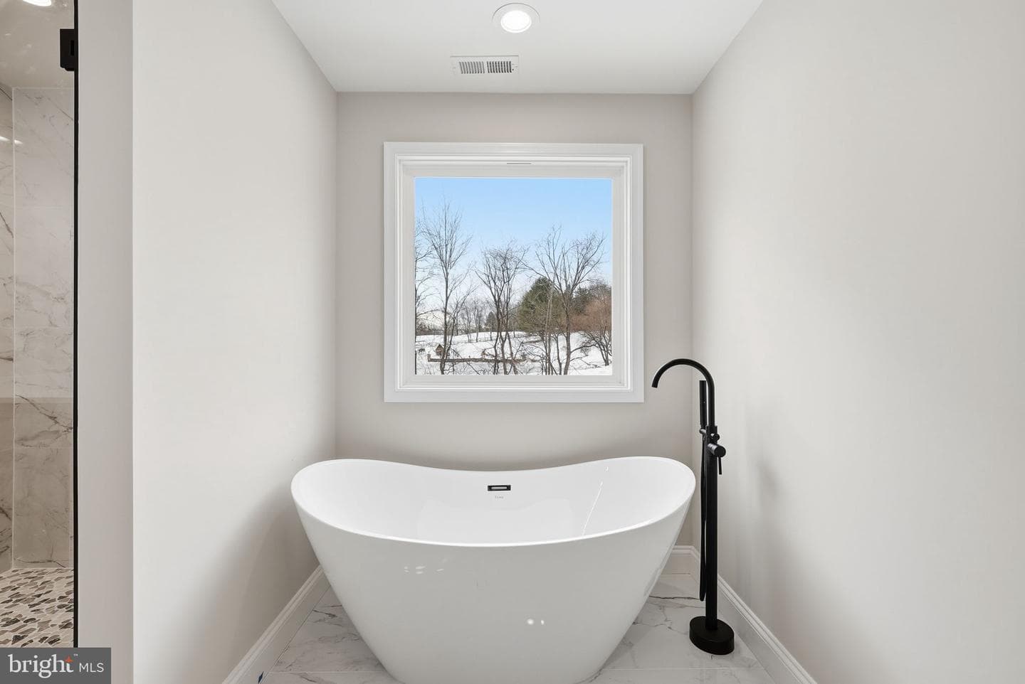 9586 South Pines Road photo 32