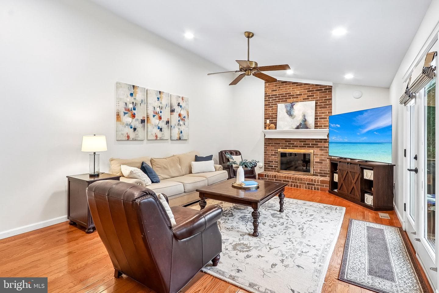 6952 Great Oak Way photo 8