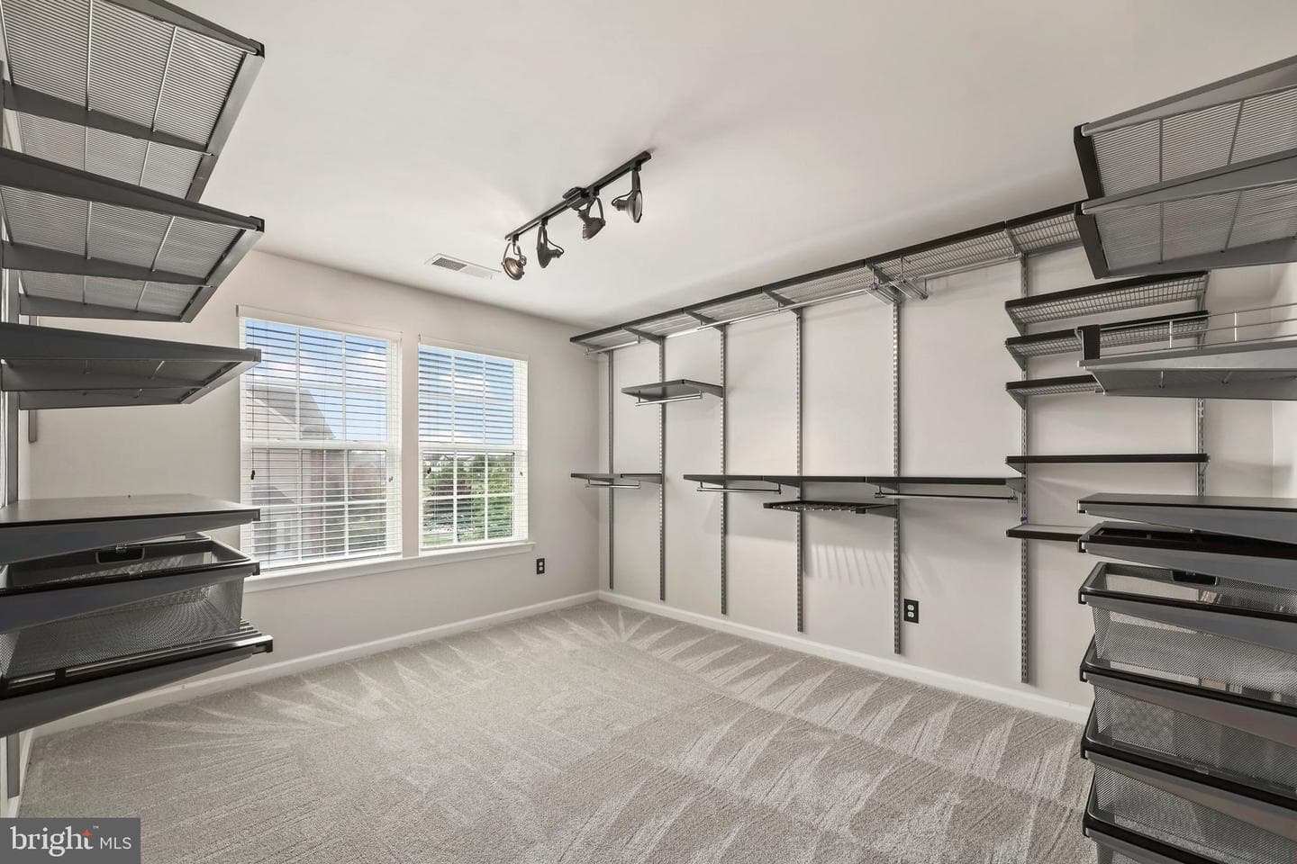 4954 Pebble Run Road photo 22