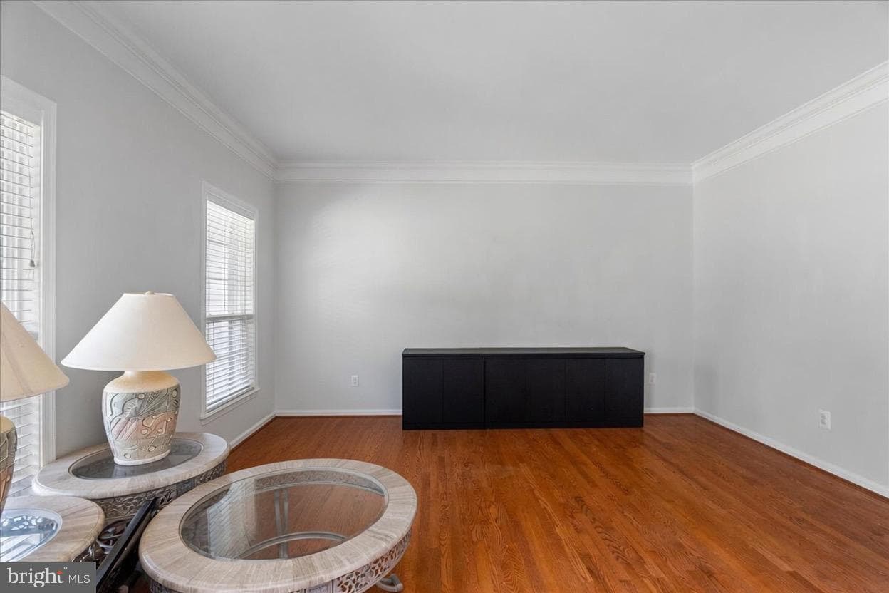5570 Cattail Court photo 14