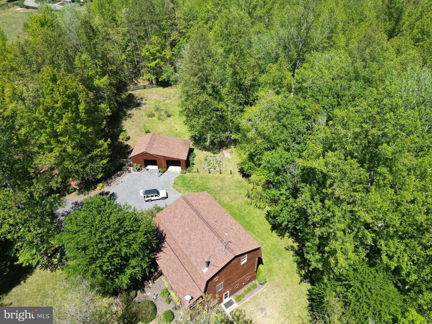 10418 Cliff Mills Rd photo 45