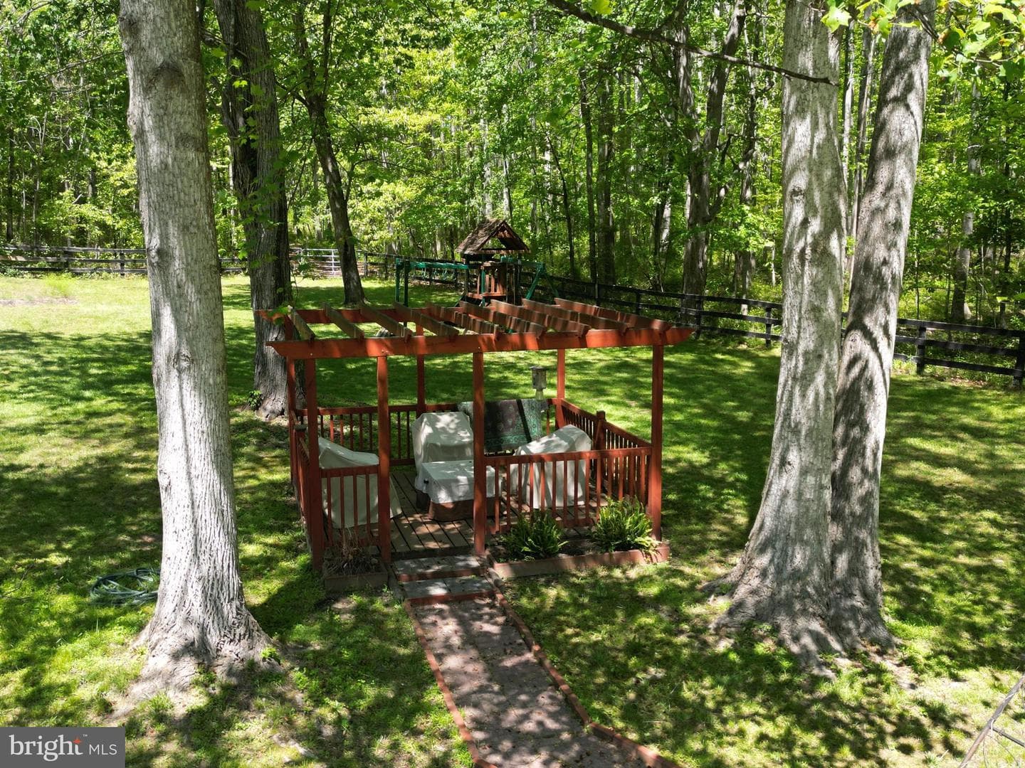 10418 Cliff Mills Rd photo 47