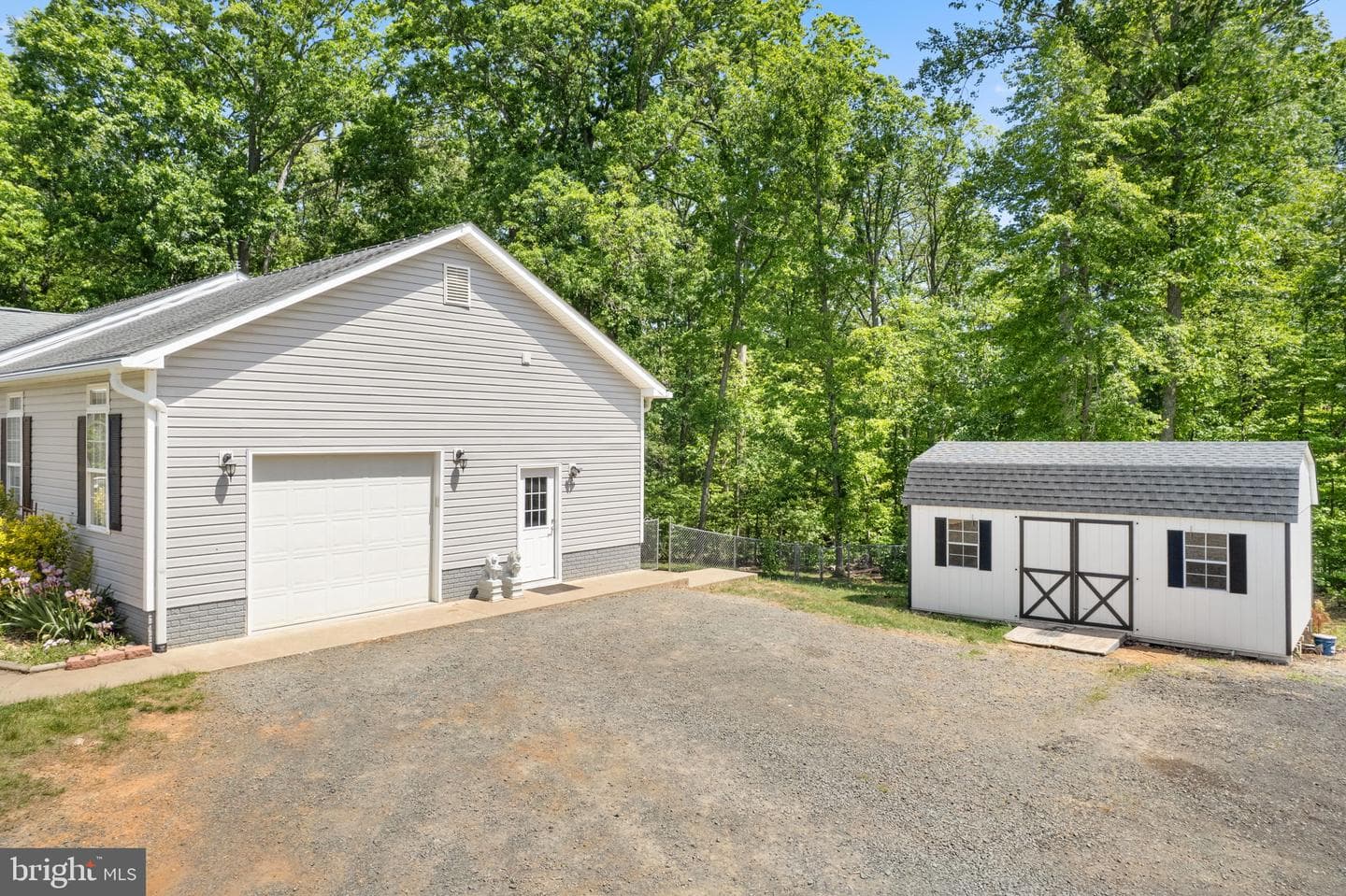 12849 Elk Run Rd photo 4
