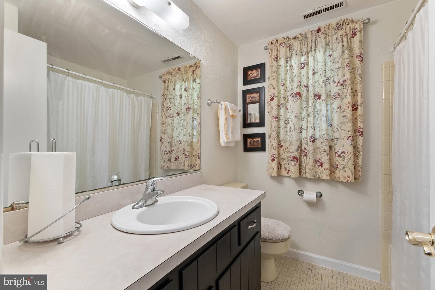 8026 Burwell Road photo 16