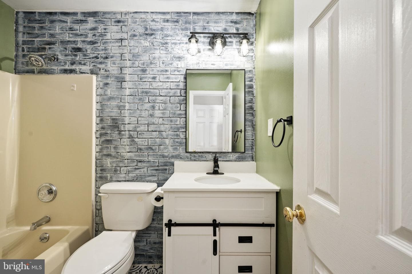 11211 Wolfe Court photo 33