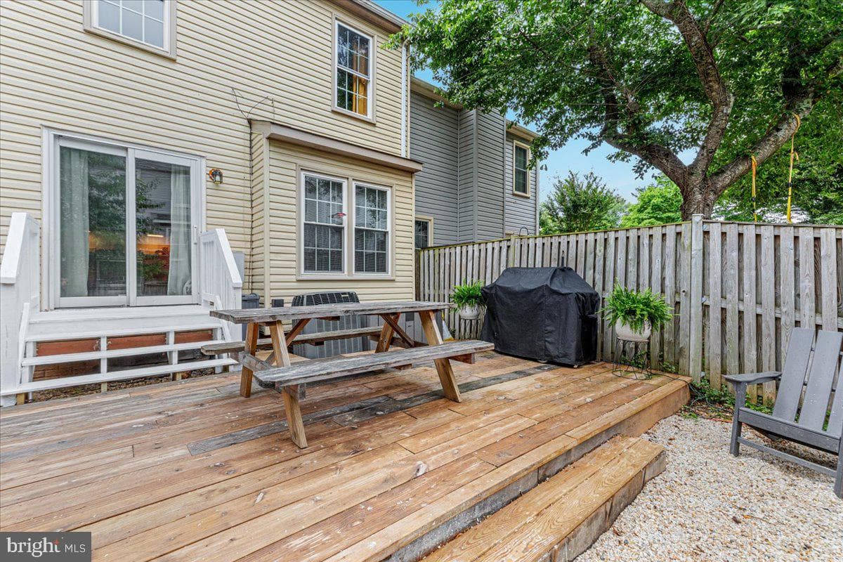 63 Pepper Tree Court photo 36