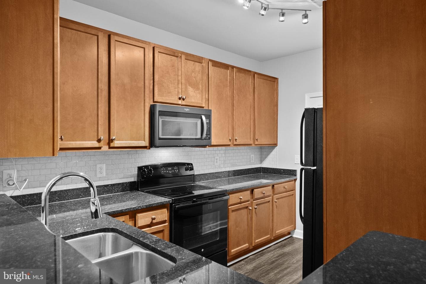 6161 Willow Place #208 photo 8