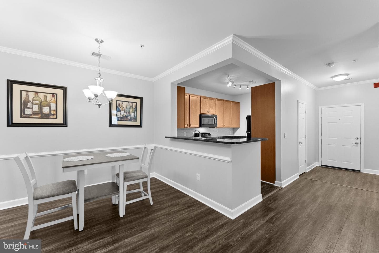 6161 Willow Place #208 photo 9