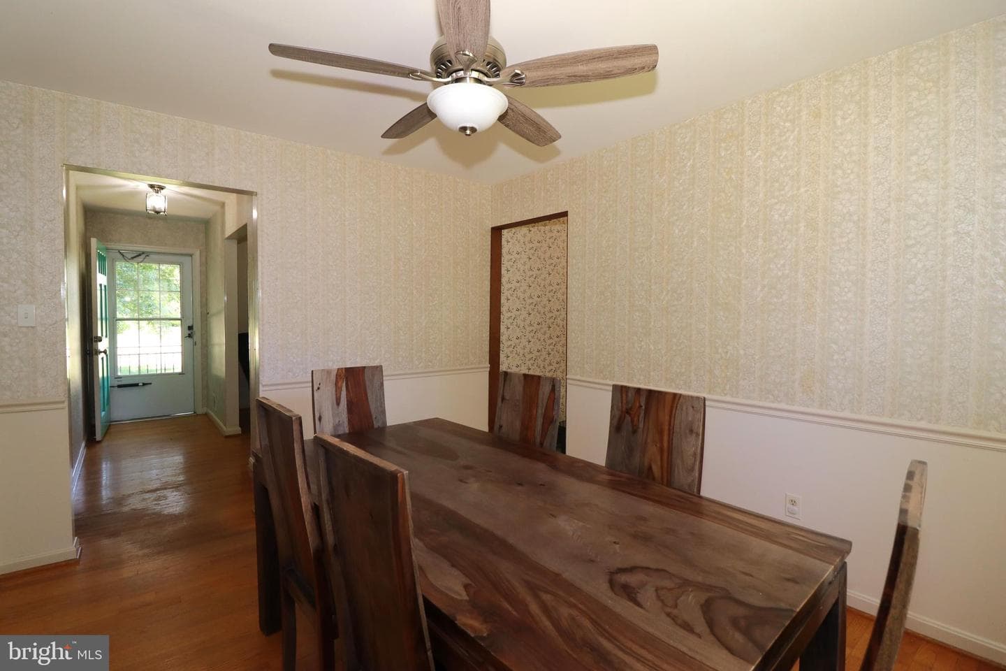 166 Elm Street photo 10