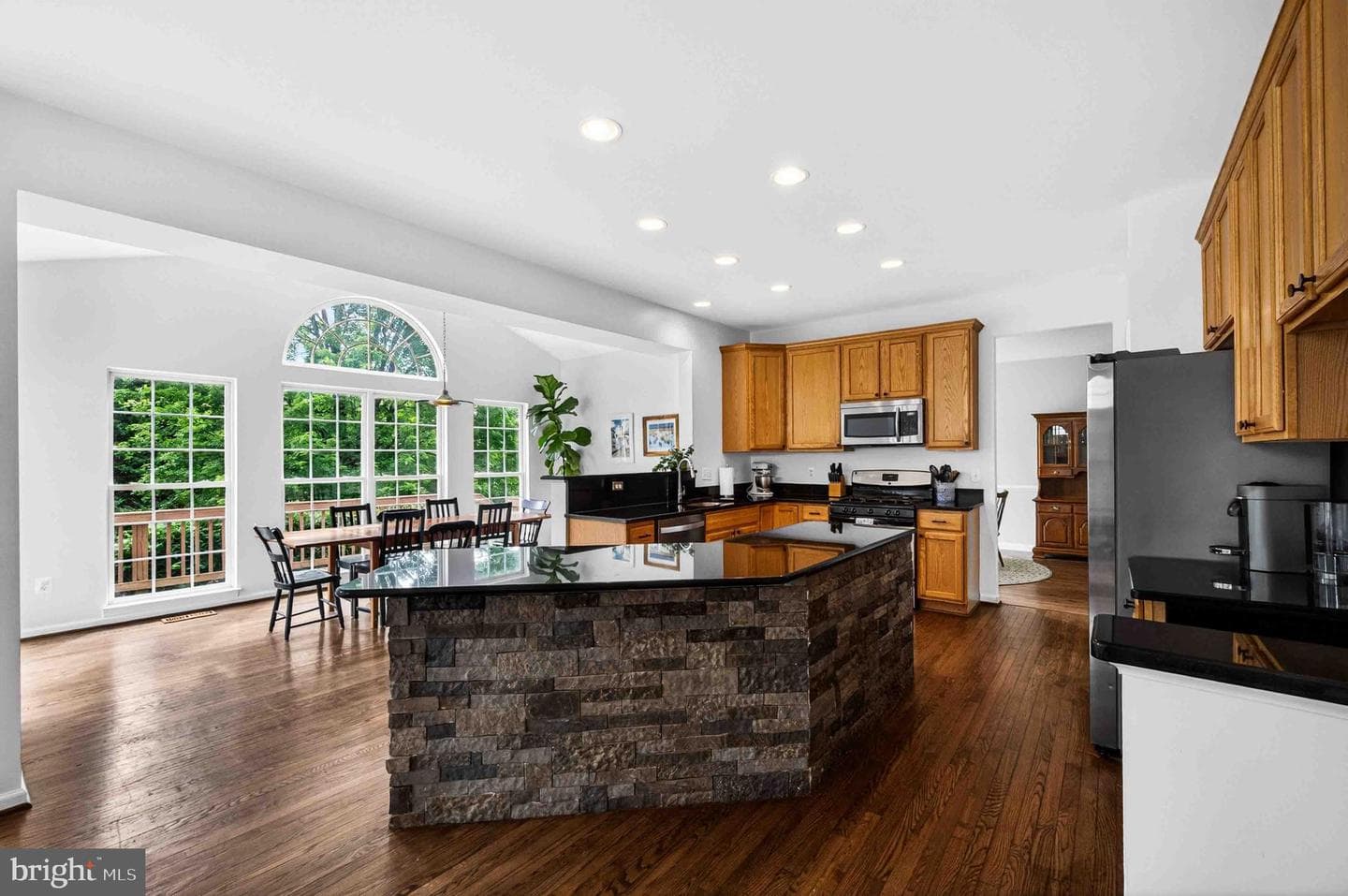235 Cannon Way photo 8