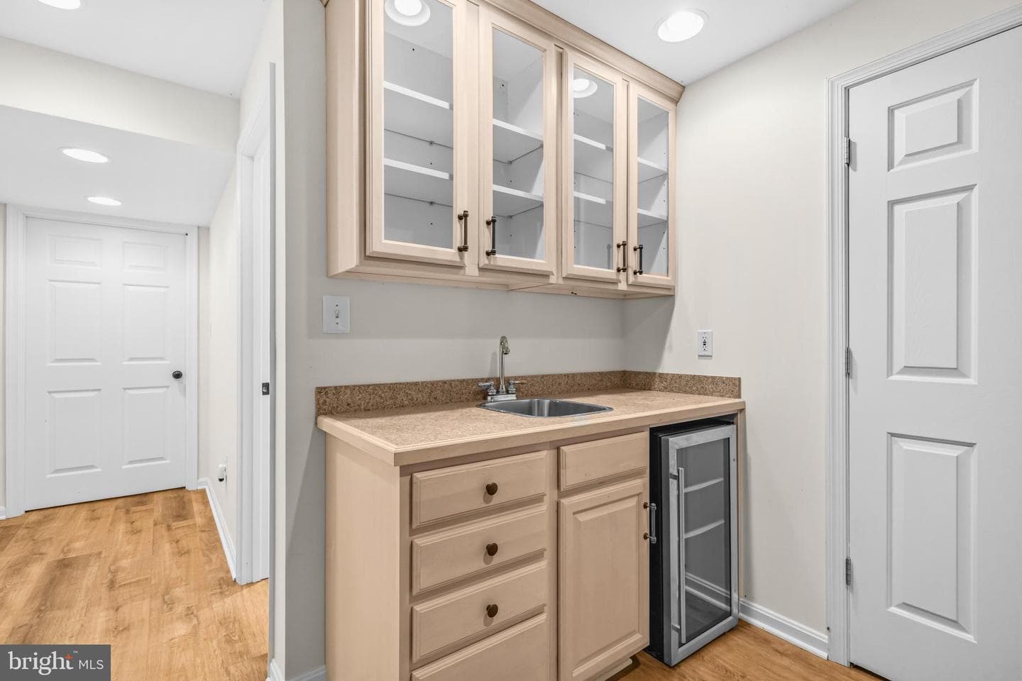 7203 Leeton Court photo 42