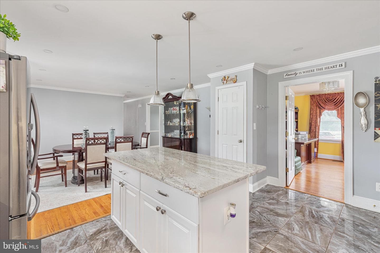 9189 Lees Ridge Road photo 12