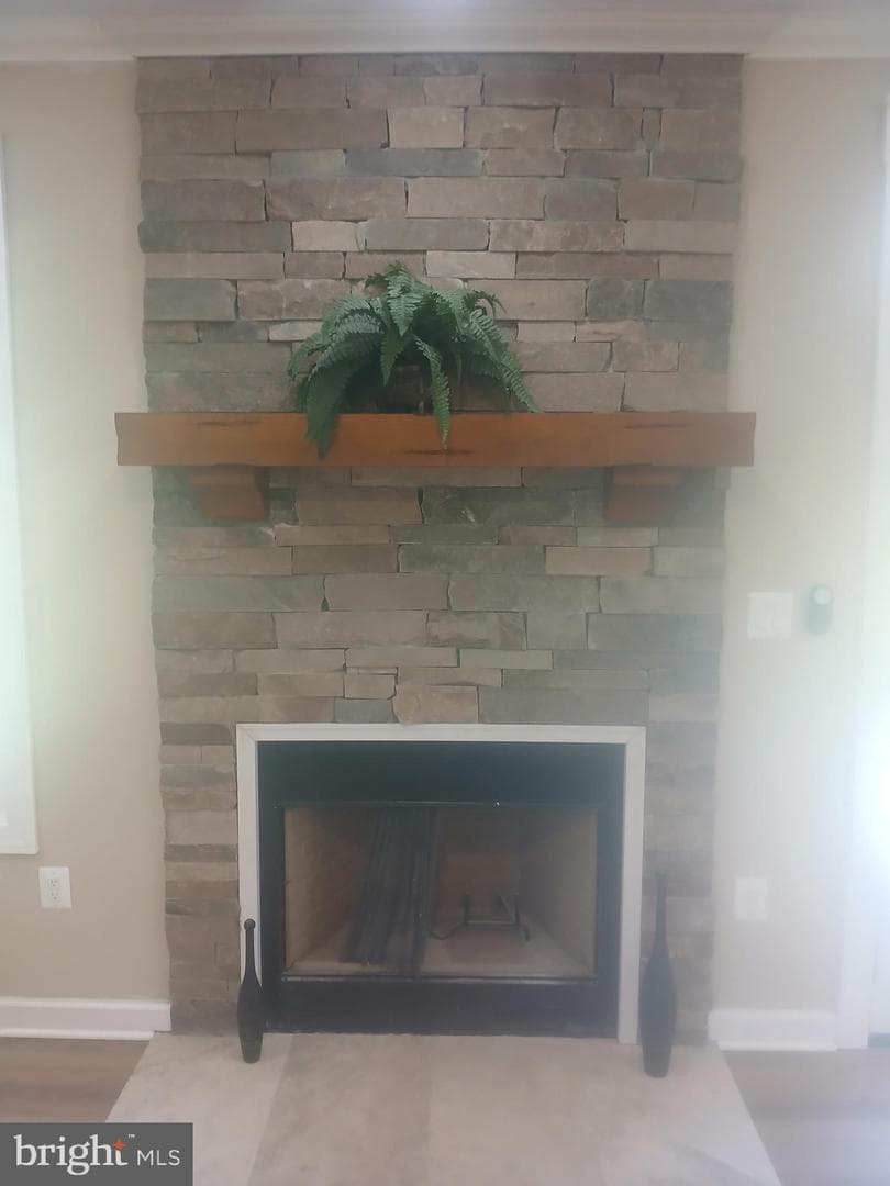 5201 Carolyns Way photo 11