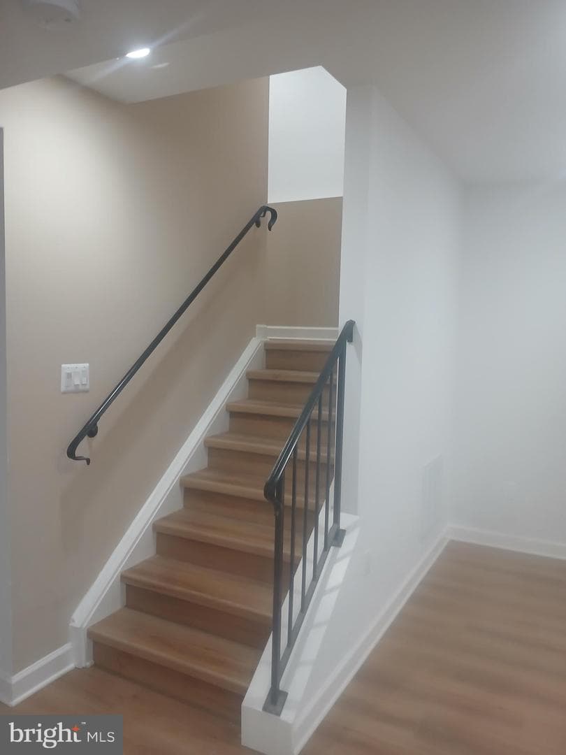 5201 Carolyns Way photo 27