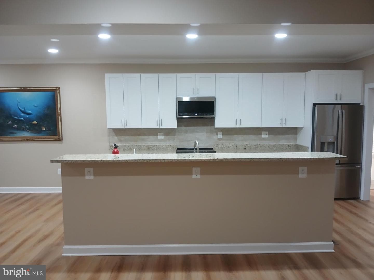 5201 Carolyns Way photo 7